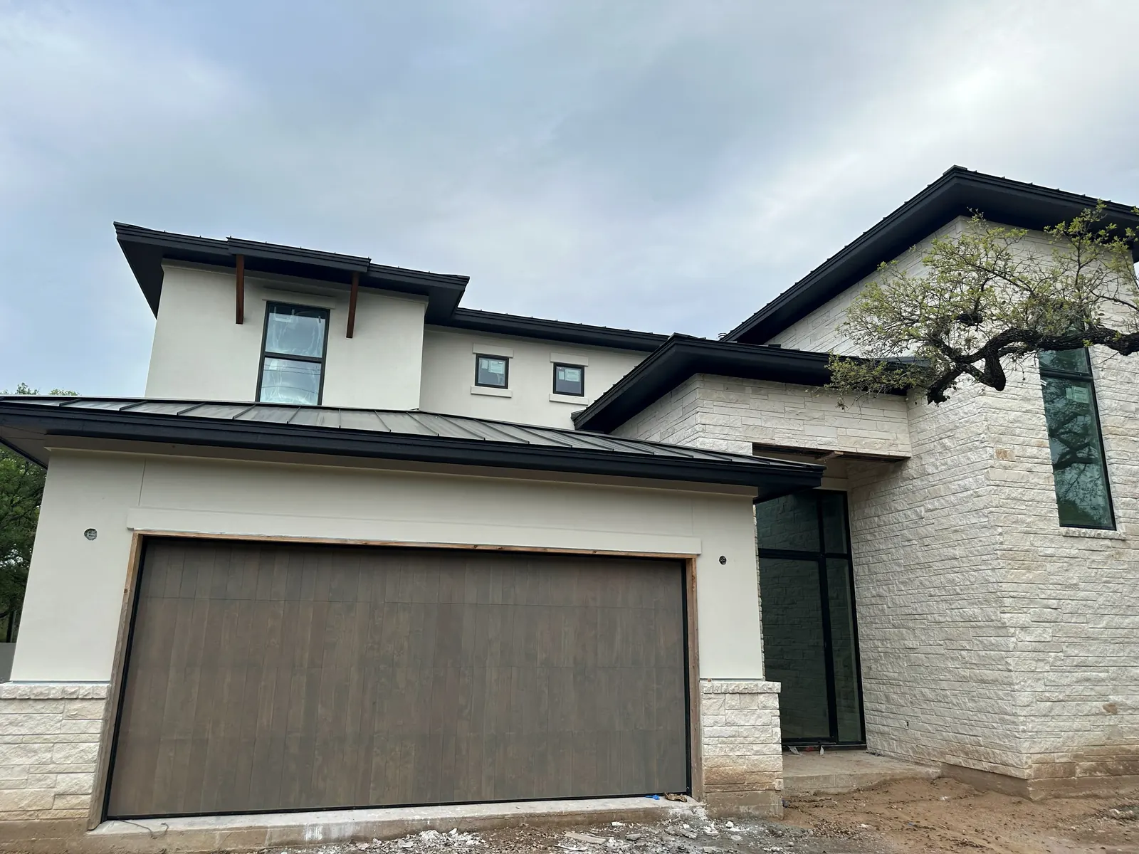 Finished Bar Ranch Builders custom home exterior
